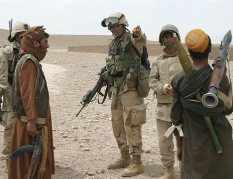 В Афганистане неизвестные напали на военный аэродром