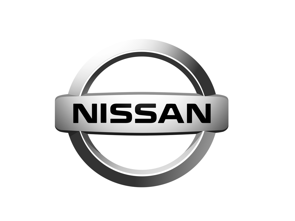   Nissan  2018        