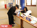 عکس: نزدیک به 70 درصد از واجدین شرایط در انتخابات ریاست جمهوری آذربایجان رای داده اند / سیاست