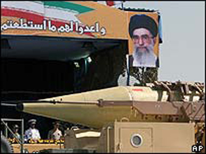 عکس: ایران موشکهای شهاب، فاتح و تندر را پرتاب کرد / ایران