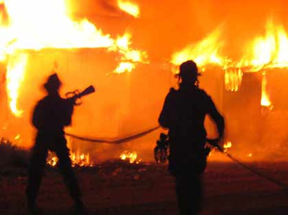 عکس: وقوع آتشسوزی در بازار "کیلومتر 8" باکو / آذربایجان