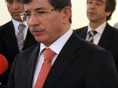 عکس: وزیر خارجه ترکیه: ترکیه برای برگزاری انتخابات پارلمالنی عراق در محیط سالم ارائه کمک خواهد کرد / ترکیه