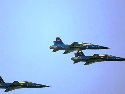 عکس: نیروی هوایی یمن مواضع 'توطئه گران القاعده' را بمباران کرد / کشورهای عربی