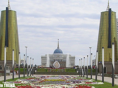عکس: یادبود "قازاخ ائلی" تجسم آرزوی آزادی خلق قازاق میباشد / سیاست