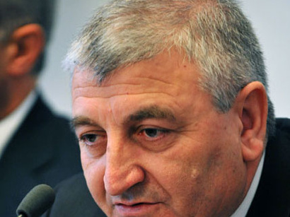 عکس: رئیس کمیسیون مرکزی انتخابات آذربایجان اخبار منتشره در رابطه با استعفای خویش را تکذیب کرد / سیاست