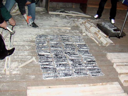 عکس: کشف و ضبط بیش از 565 کیلو مواد مخدر توسط مأمورین امنیتی در آذربایجان / اجتماعی