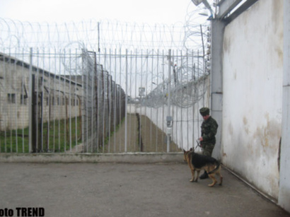 عکس: تحویل 15 زنداني زندانهاي آذربايجان به ايران در آینده نزدیک / اجتماعی