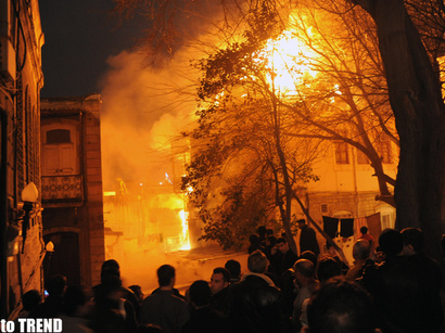 عکس: بر اثر وقوع آتش سوزی شدید در بخش "شابران" آذربایجان 1 نفر کشته و 2 نفر زخمی شدند / حوادث