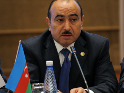 عکس: علی حسن اف: پخش رادیوهای خارجی توسط امواج FM آذربایجان در نظر گرفته نمیشود / ارتباطات تلفنی