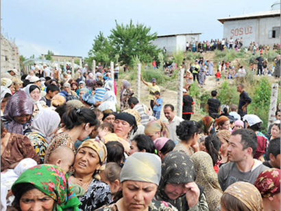 عکس: تعداد قربانیان حوادث اوش قرقیزستان به 2 هزار و 500 نفر رسید / قرقیزستان