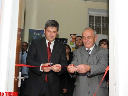 عکس: افتتاح "اتاق اتریش" در یکی از دانشگاه های باکو / سیاست