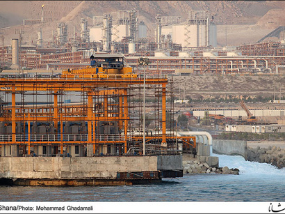 عکس: ایران در میدان&zwnj;های مشترک نفتی و گازی خلیج فارس نیاز به سرمایه گذاری 8 میلیارد دلاری دارد / ایران