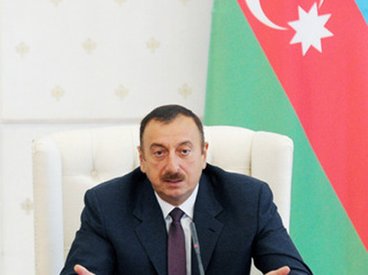 عکس: رئیس جمهور آذربایجان در دومین کنفرانس طرح توسعه اجتماعی-اقتصادی آذربایجان شرکت میکند / سیاست