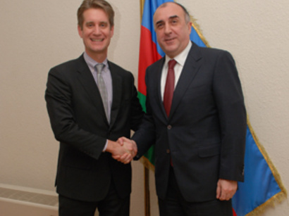 عکس: سفیر جدید آمریکا با وزیر خارجه آذربایجان دیدار کرد / سیاست