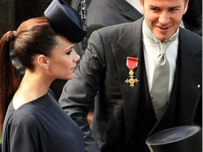 عکس: رفتار "مفتضح" دیوید بکهام در مراسم عروسی خانواده سلطنتی بریتانیا / کشورهای دیگر