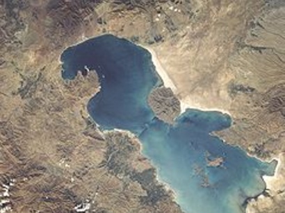 عکس: آغاز طوفان‌های نمکی دریاچه ارومیه / ایران