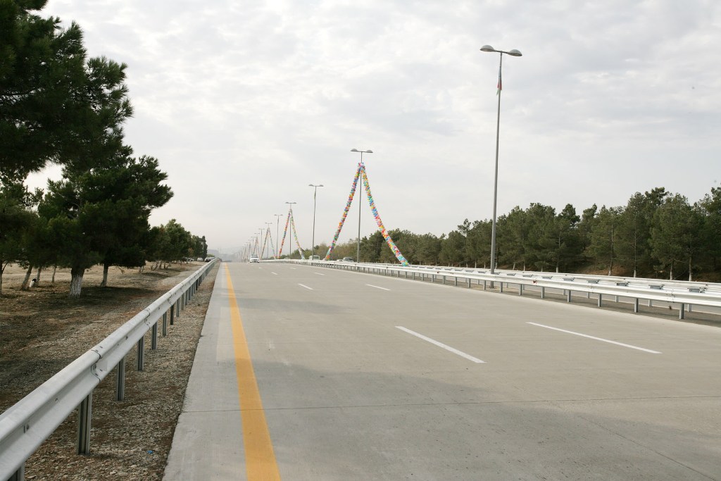 Правительство Азербайджана выкупит земли под строительство дороги Баку-граница с РФ