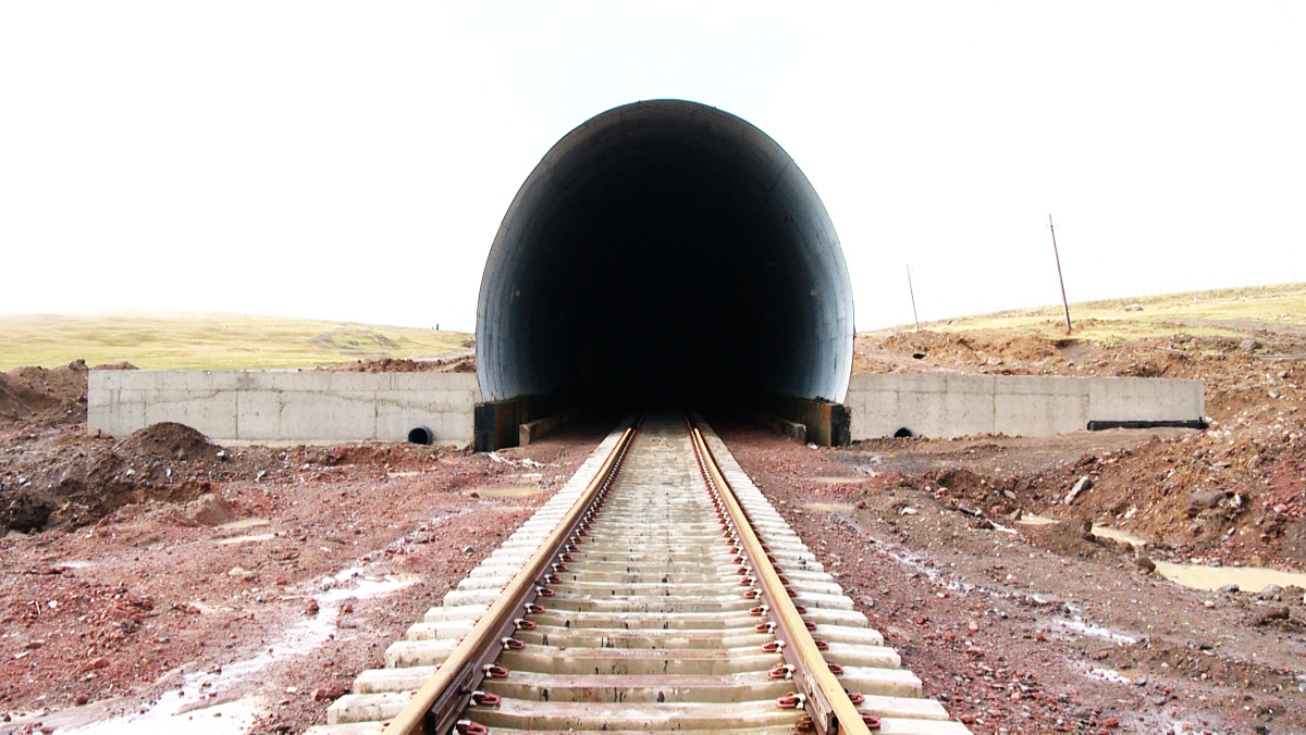 Железная дорога Баку-Тбилиси-Карс увеличит международный транспортный потенциал  до 50 млн тонн - Минтранс Турции