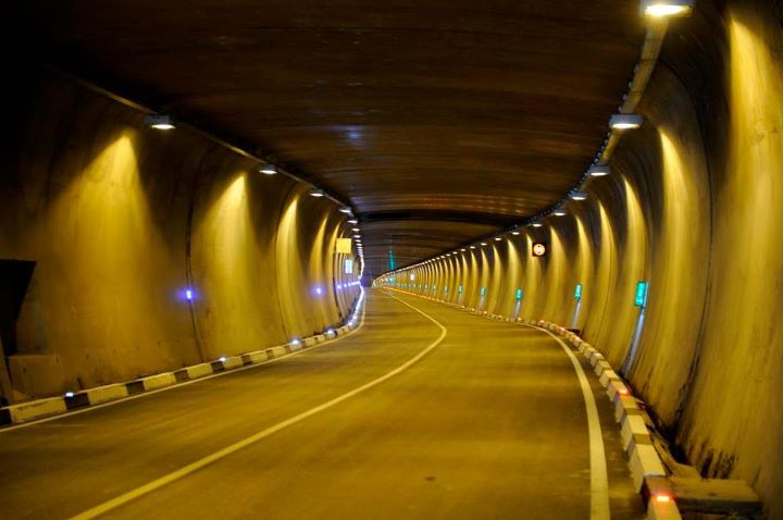 İstanbulda Bosfor boğazının altından 3 mərtəbəli tunel tikiləcək