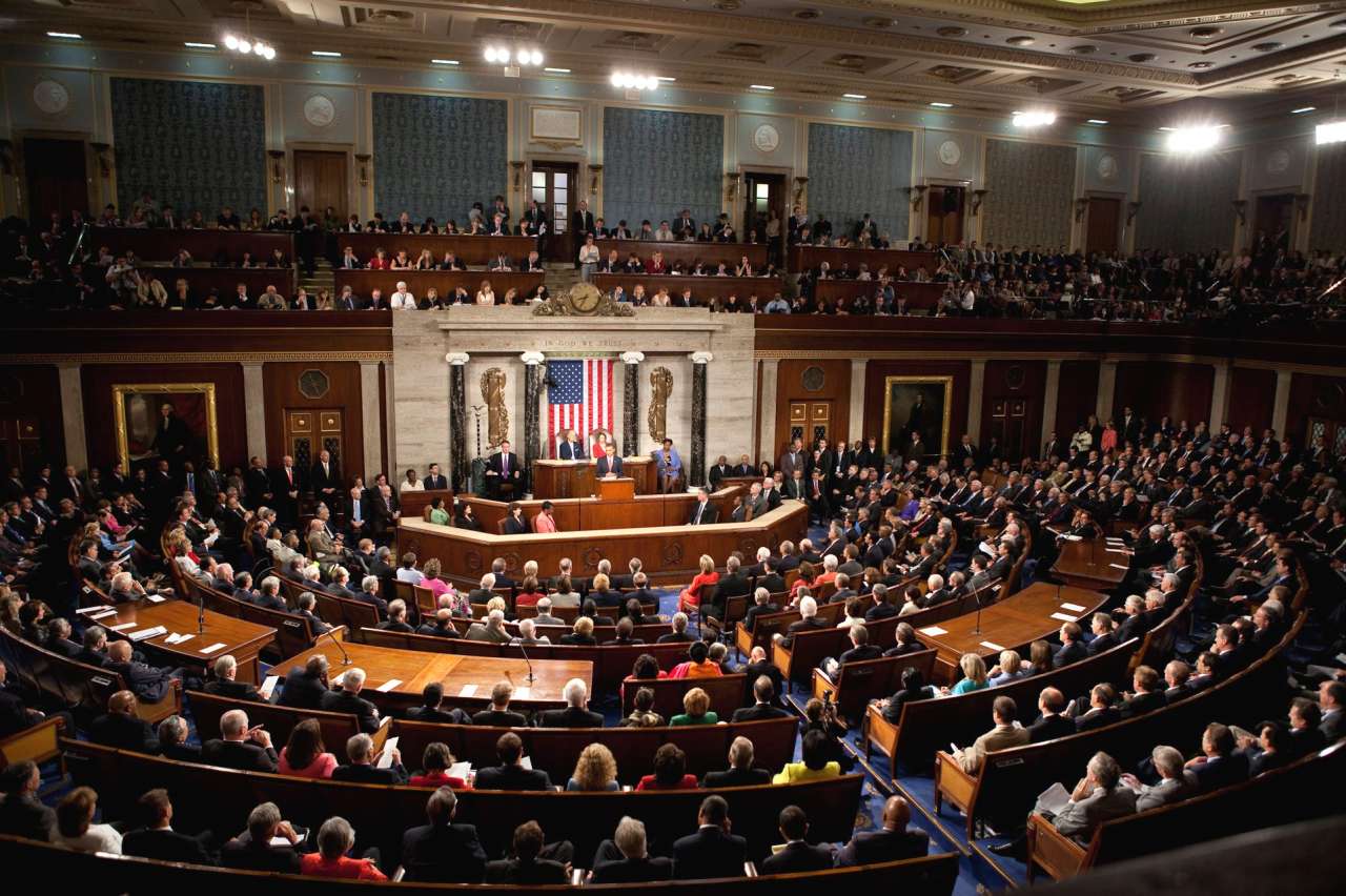 Сенат утвердил Майкла Помпео новым госсекретарем США