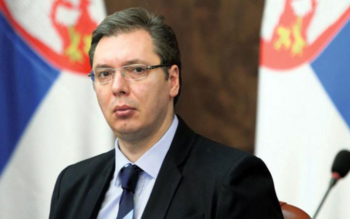 Президент Сербии привел армию в полную боеготовность