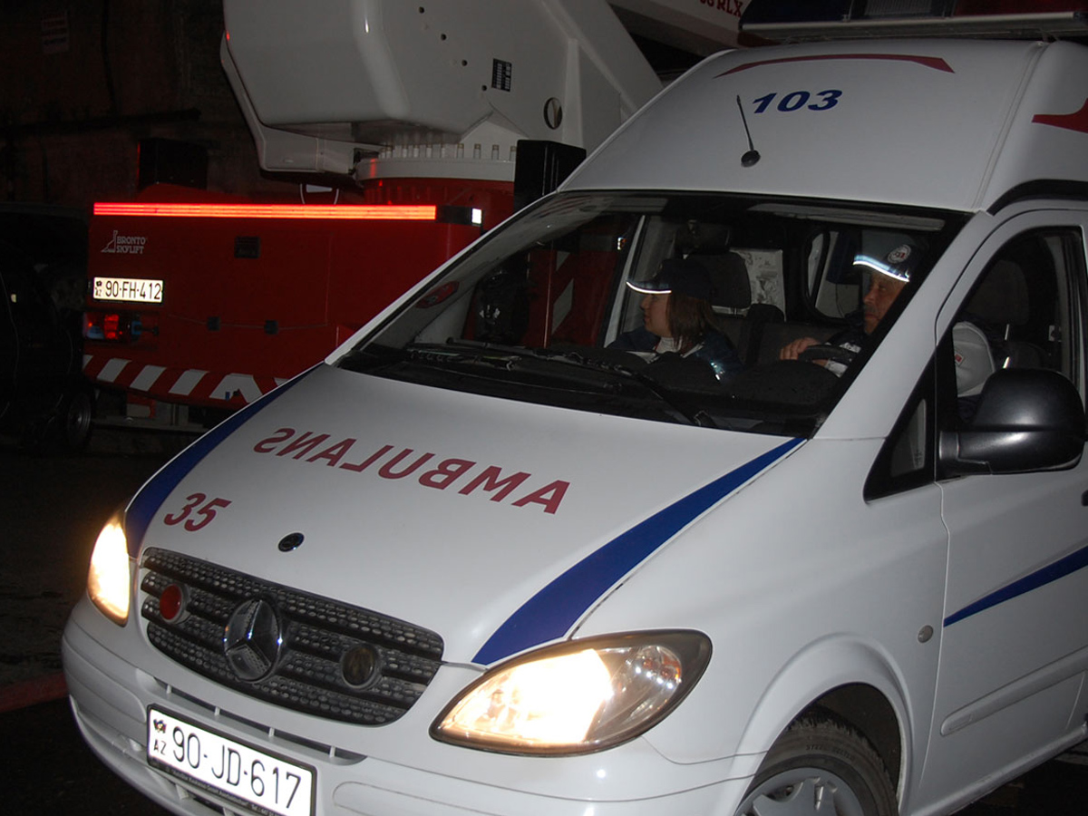 Среди раненых в результате ДТП в Баку три ребенка - источник (Обновлено)