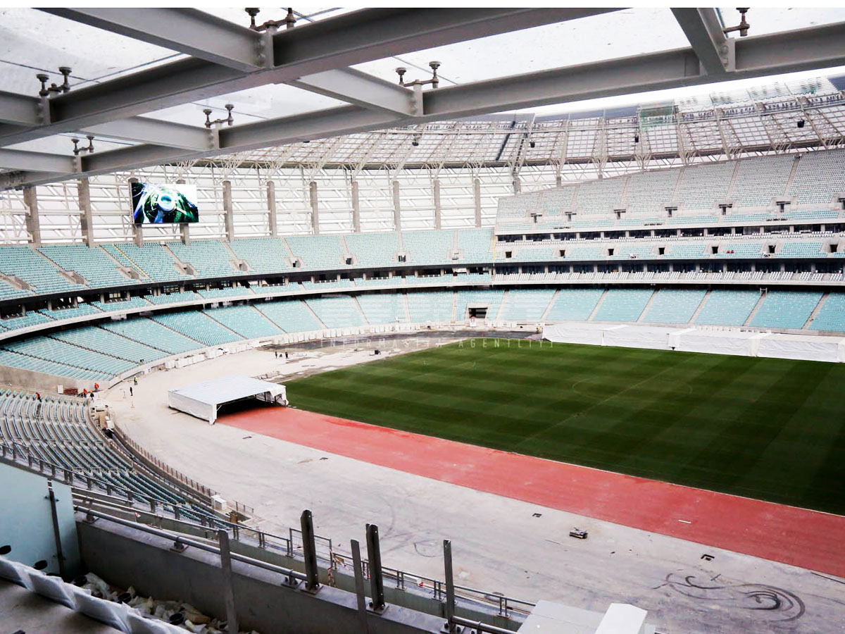 Газон на Бакинском олимпийском стадионе получил самую высокую оценку УЕФА