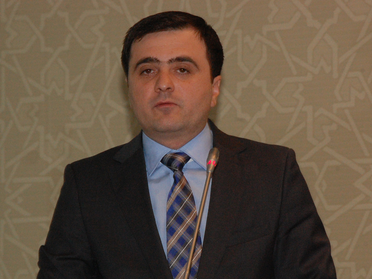 Азербайджан предлагает Санкт-Петербургу расширить сотрудничество в сфере услуг