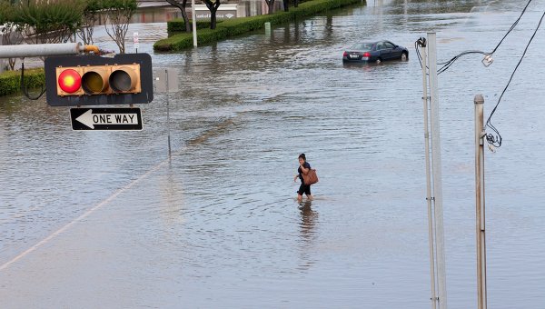 В США три человека погибли в результате наводнений