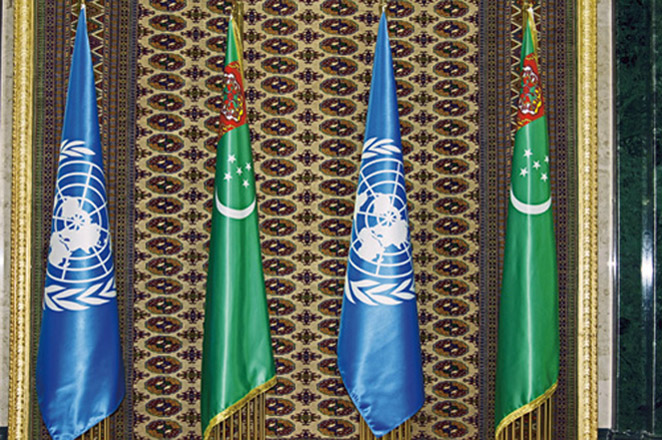 Turkmenistan mulls refugee issues with UN reps