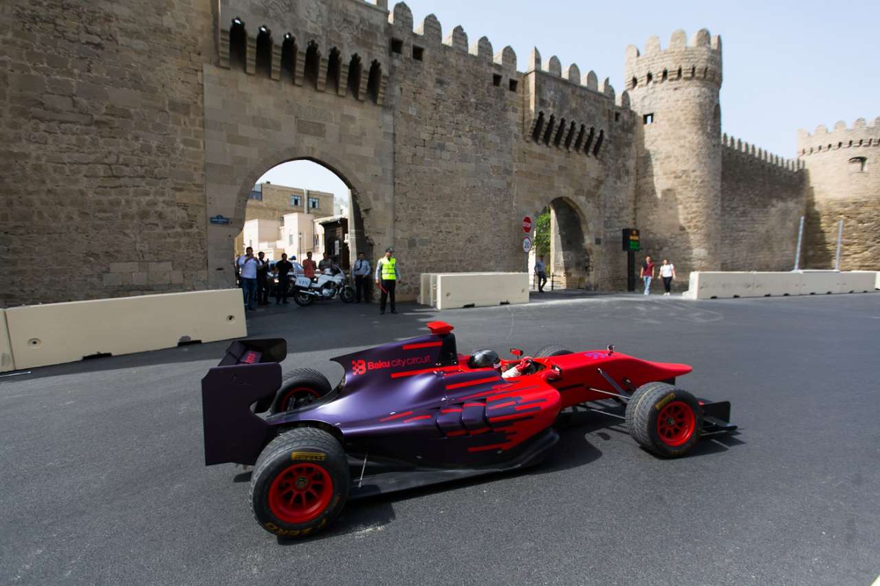 UK tourist Baku completely appropriate for holding F1 race
