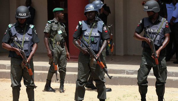 В результате взрыва в мечети на северо-востоке Нигерии погибло более 10 человек - СМИ