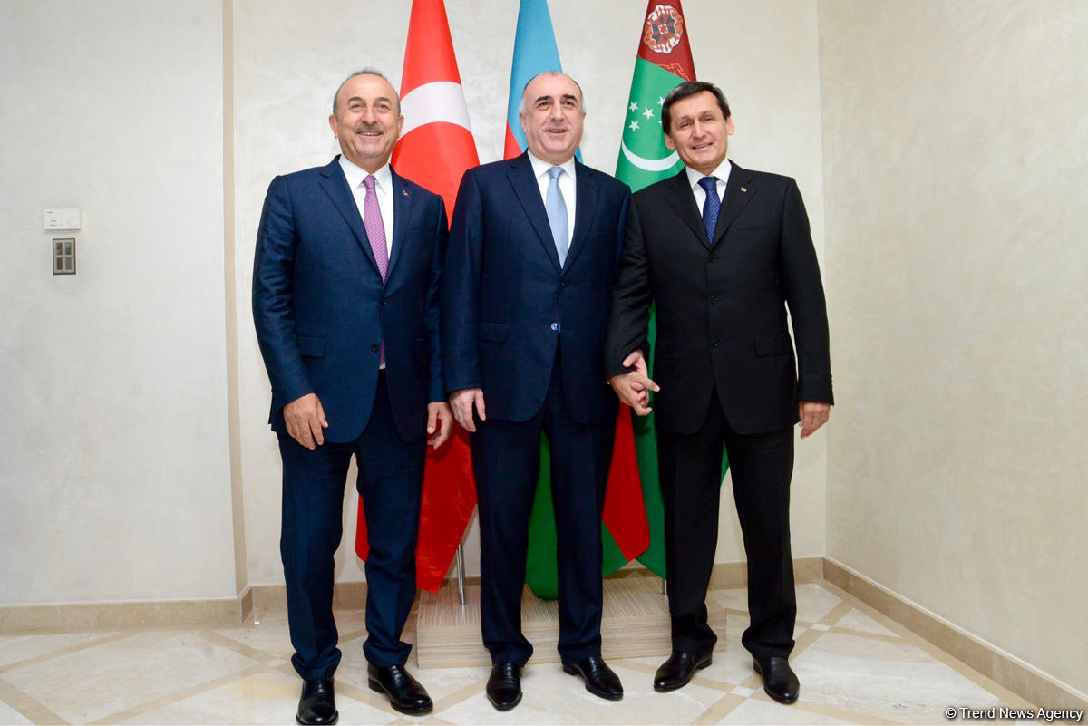 Azerbaijani, Turkish, Turkmen FMs to develop co-op road map