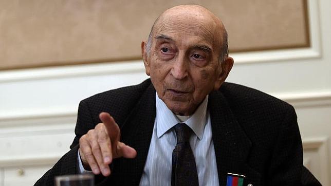 Исполняется год со дня смерти всемирно известного азербайджанского ученого Лютфи Заде