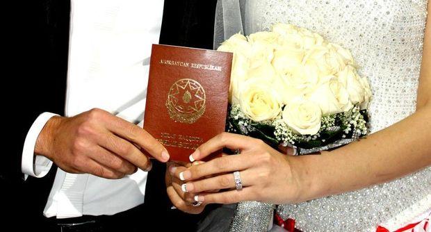 В Азербайджане развелись более 50 тыс. супружеских пар