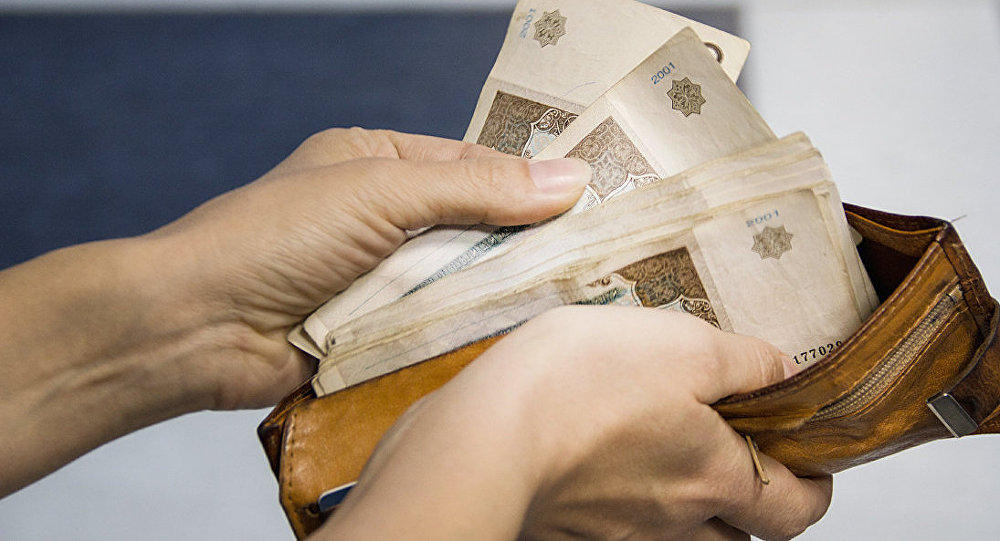 Доллар и евро показали рекордный рост к национальной валюте Узбекистана